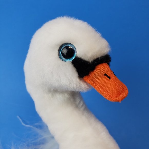 "Gracie" the Swan VelveTy Beanie Baby - Picture 2 of 11